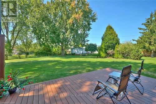 21 Windermere Court, Welland (767 - N. Welland), ON - Outdoor With Deck Patio Veranda With Backyard