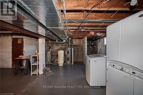 5091 Highway #3, Port Colborne (874 - Sherkston), ON - Indoor Photo Showing Laundry Room