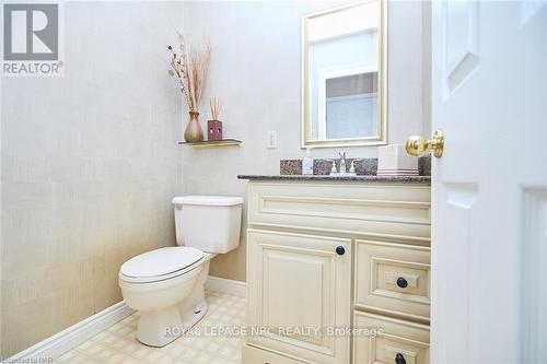 737 Canboro Road, Pelham (664 - Fenwick), ON - Indoor Photo Showing Bathroom