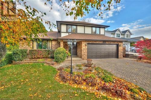 737 Canboro Road, Pelham (664 - Fenwick), ON - Outdoor With Facade