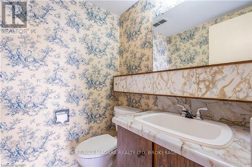 1203 - 301 Frances Avenue, Hamilton (Lakeshore), ON - Indoor Photo Showing Bathroom