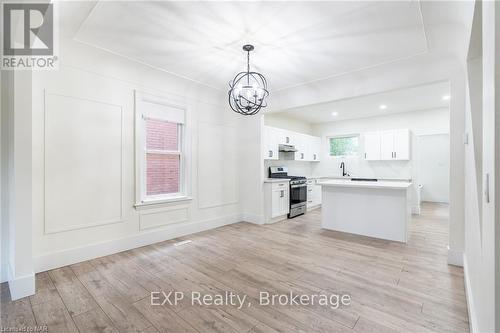 14 Ruth Street, Hamilton (Stripley), ON - Indoor Photo Showing Kitchen