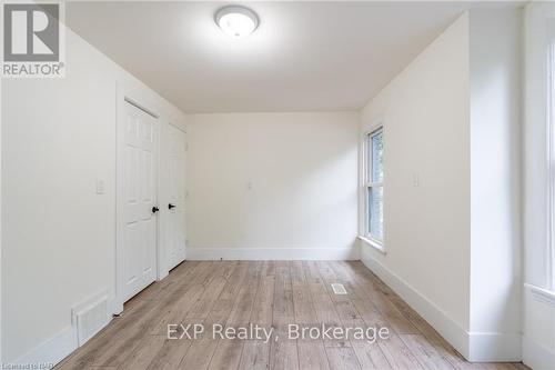 14 Ruth Street, Hamilton (Stripley), ON - Indoor Photo Showing Other Room