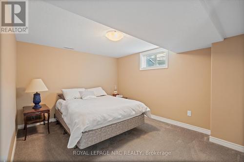 8350 Young Street, West Lincoln (056 - West Lincoln), ON - Indoor Photo Showing Bedroom