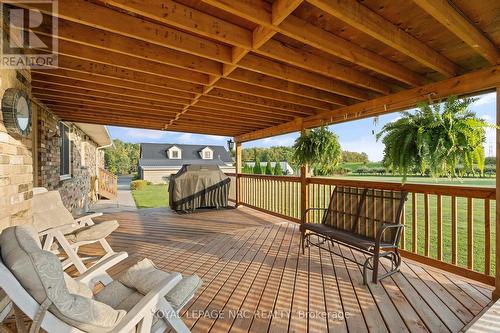 8350 Young Street, West Lincoln (056 - West Lincoln), ON - Outdoor With Deck Patio Veranda With Exterior