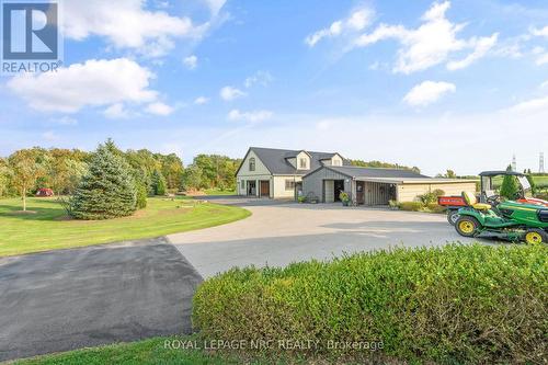 8350 Young Street, West Lincoln (056 - West Lincoln), ON - Outdoor With View