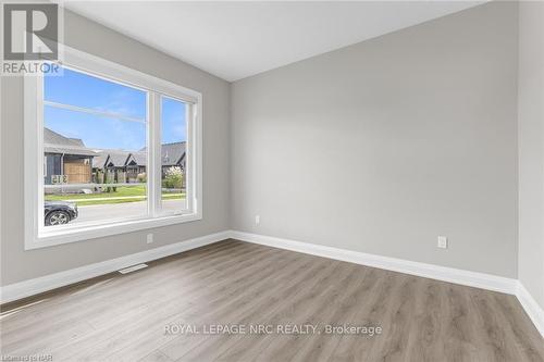 315 Old Course Trail, Welland (766 - Hwy 406/Welland), ON - Indoor Photo Showing Other Room