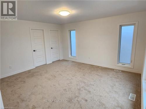 203 Park Street, Fort Erie (335 - Ridgeway), ON - Indoor Photo Showing Other Room