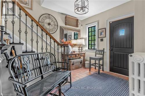 8 Ridgewood Road, St. Catharines (457 - Old Glenridge), ON - Indoor Photo Showing Other Room