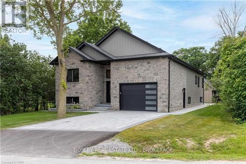 681 Warner Road, Niagara-On-The-Lake (105 - St. Davids), ON - Outdoor