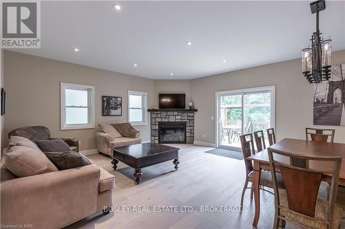 681 Warner Road, Niagara-On-The-Lake (105 - St. Davids), ON - Indoor Photo Showing Living Room With Fireplace