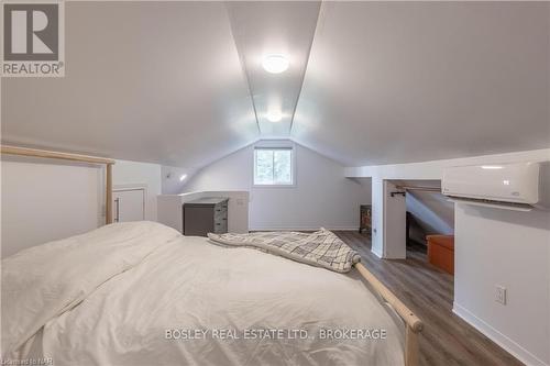 681 Warner Road, Niagara-On-The-Lake (105 - St. Davids), ON - Indoor Photo Showing Bedroom