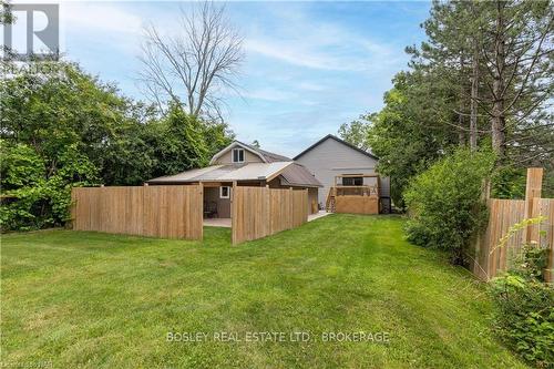 681 Warner Road, Niagara-On-The-Lake (105 - St. Davids), ON - Outdoor With Backyard