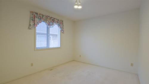 838 Springwood Court, Kelowna, BC - Indoor Photo Showing Other Room