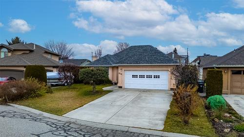 838 Springwood Court, Kelowna, BC - Outdoor