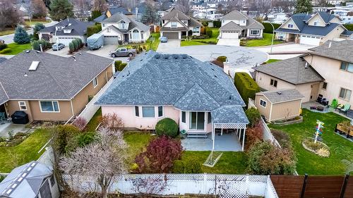 838 Springwood Court, Kelowna, BC - Outdoor With Facade