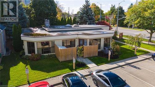 1 - 174 Martindale Road, St. Catharines (453 - Grapeview), ON - Outdoor With Deck Patio Veranda