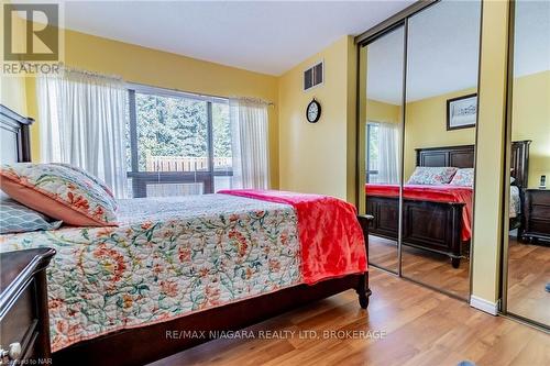 1 - 174 Martindale Road, St. Catharines (453 - Grapeview), ON - Indoor Photo Showing Bedroom