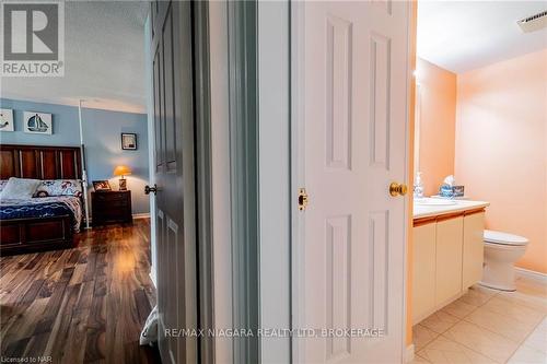 1 - 174 Martindale Road, St. Catharines (453 - Grapeview), ON - Indoor