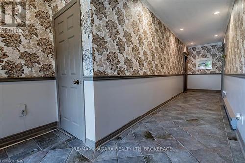 1 - 174 Martindale Road, St. Catharines (453 - Grapeview), ON - Indoor Photo Showing Other Room