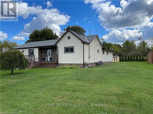 4456 Lyons Creek Road, Niagara Falls (224 - Lyons Creek), ON - Outdoor With Deck Patio Veranda