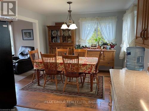 4456 Lyons Creek Road, Niagara Falls (224 - Lyons Creek), ON - Indoor Photo Showing Dining Room