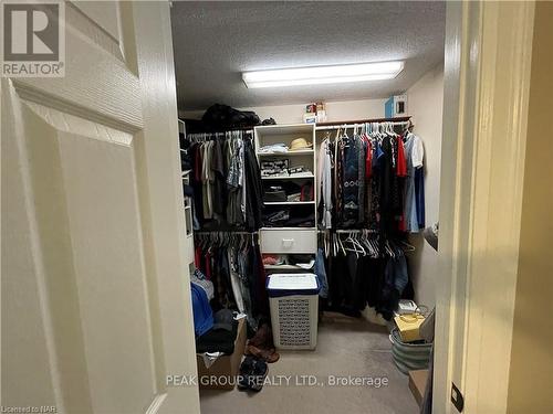 4456 Lyons Creek Road, Niagara Falls (224 - Lyons Creek), ON - Indoor With Storage