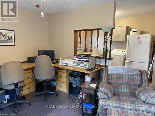 4456 Lyons Creek Road, Niagara Falls (224 - Lyons Creek), ON - Indoor Photo Showing Office