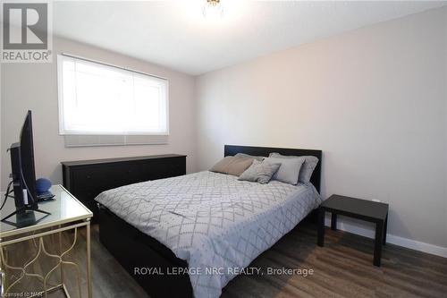 21 Fairlawn Crescent, Welland (769 - Prince Charles), ON - Indoor Photo Showing Bedroom