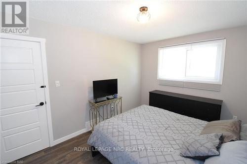 21 Fairlawn Crescent, Welland (769 - Prince Charles), ON - Indoor Photo Showing Bedroom