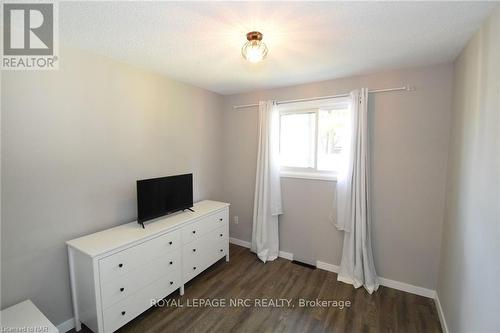 21 Fairlawn Crescent, Welland (769 - Prince Charles), ON - Indoor Photo Showing Bedroom