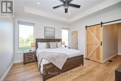 72732 Regional Road 27, Wainfleet (879 - Marshville/Winger), ON - Indoor Photo Showing Bedroom