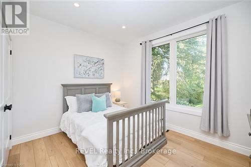 72732 Regional Road 27, Wainfleet (879 - Marshville/Winger), ON - Indoor Photo Showing Bedroom