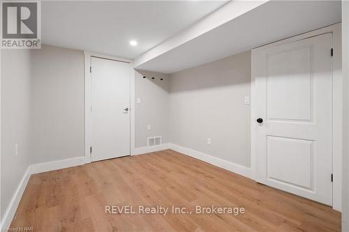 148 Young Street, Welland (768 - Welland Downtown), ON - Indoor Photo Showing Other Room