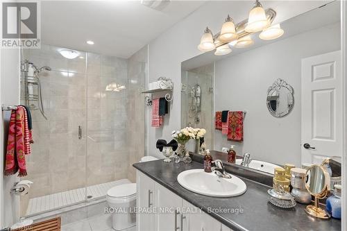 11 - 77 Avery Crescent, St. Catharines (456 - Oakdale), ON - Indoor Photo Showing Bathroom