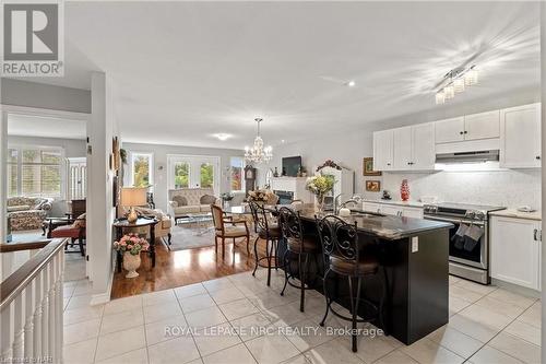 11 - 77 Avery Crescent, St. Catharines (456 - Oakdale), ON - Indoor Photo Showing Kitchen With Upgraded Kitchen