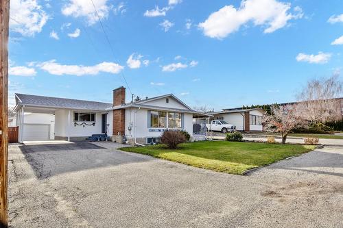 2429 Gosset Road, West Kelowna, BC - Outdoor With Facade