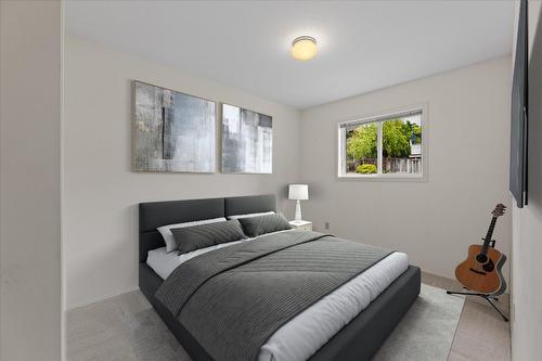 6133 Aitkens Road, Peachland, BC - Indoor Photo Showing Bedroom