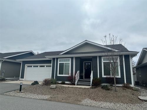 4-351 Warren Avenue, Penticton, BC 