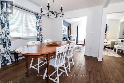 199 Lakewood Avenue, Fort Erie (337 - Crystal Beach), ON - Indoor Photo Showing Dining Room