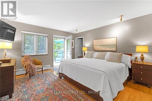 21 Woodmount Drive, St. Catharines (460 - Burleigh Hill), ON - Indoor Photo Showing Bedroom