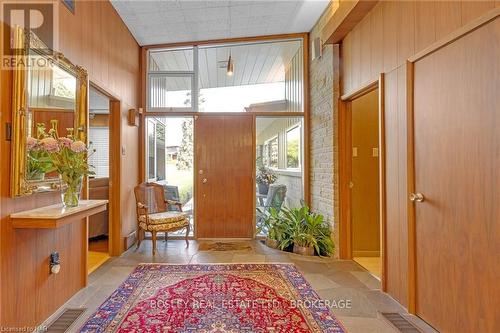 21 Woodmount Drive, St. Catharines (460 - Burleigh Hill), ON - Indoor Photo Showing Other Room