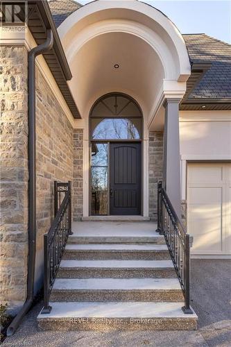 27 Arbourvale, St. Catharines (461 - Glendale/Glenridge), ON - Outdoor