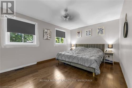 9 Orlando Drive, St. Catharines (443 - Lakeport), ON - Indoor Photo Showing Bedroom