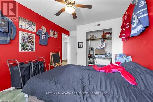 9 Orlando Drive, St. Catharines (443 - Lakeport), ON - Indoor Photo Showing Bedroom