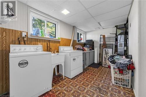 9 Orlando Drive, St. Catharines (443 - Lakeport), ON - Indoor Photo Showing Laundry Room