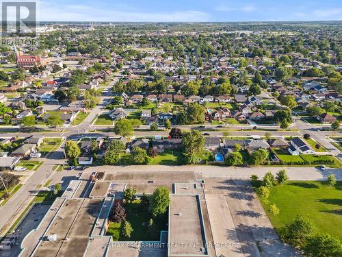 12 Broderick Avenue, Thorold (557 - Thorold Downtown), ON - Outdoor With View