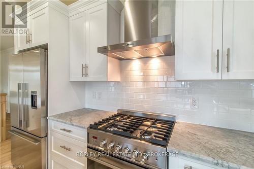 675 Rye Street, Niagara-On-The-Lake (101 - Town), ON - Indoor Photo Showing Kitchen With Upgraded Kitchen