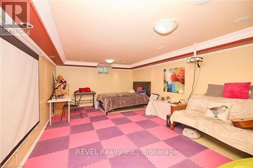 6421 Dorchester Road, Niagara Falls (216 - Dorchester), ON - Indoor Photo Showing Other Room