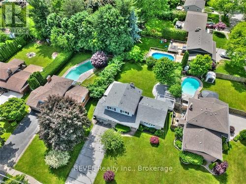 6421 Dorchester Road, Niagara Falls (216 - Dorchester), ON - Outdoor With In Ground Pool With View